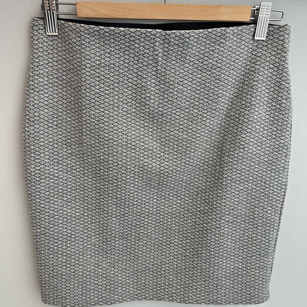 Grey textured stretch mini